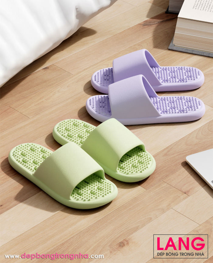 Dép nhựa lỗ đi nhà tắm lòng chân có gai massage